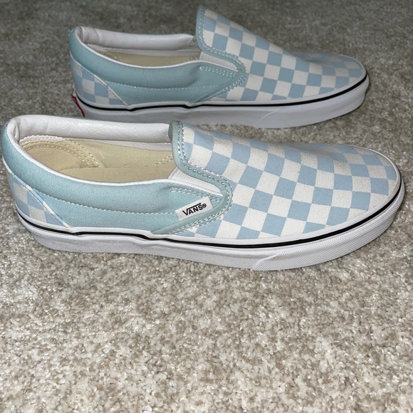 Vans - Picture 2 of 3